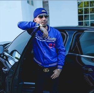 Meet your Posher, Karla